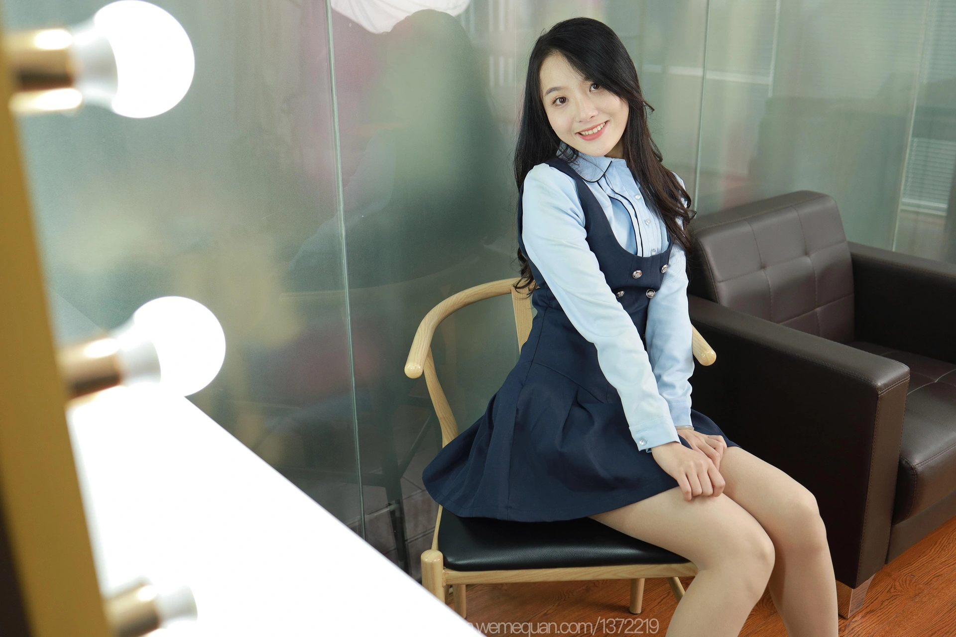 [IESS异思趣向] 2023.01.14 丝享家 1329 婉萍《镜前佳人》 1